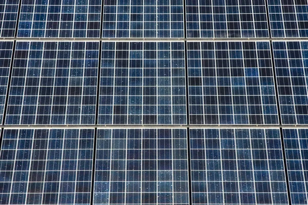Série Fotovoltaických Solárních Panelů Pro Výrobu Elektřiny — Stock fotografie
