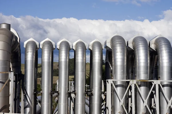 Jeotermal santral alternatif yeşil enerji üreten