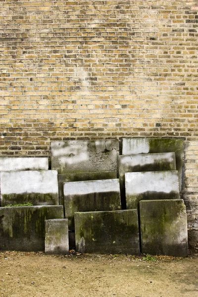 Old Cemetery Tombstones Close Tiro — Fotografia de Stock