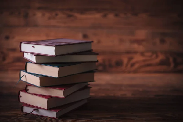 Dirty unread old books waiting for a reader — Stock Photo, Image