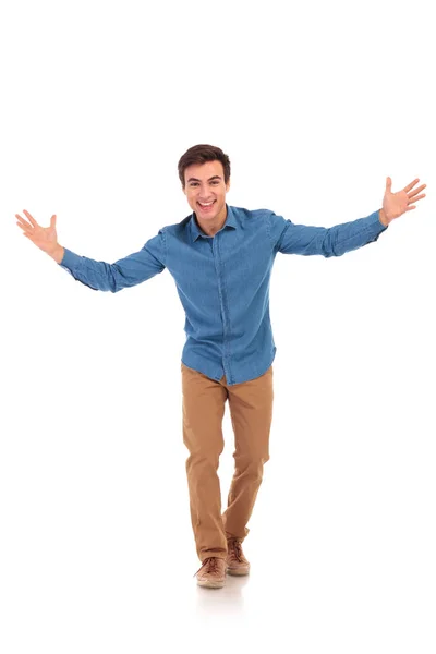 Laughing excited man welcoming you — Stock Photo, Image