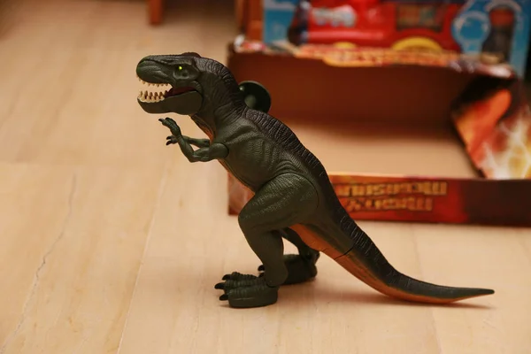 Dinosaurio rex juguete de cerca —  Fotos de Stock