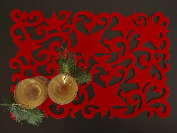 İki bardak şarap ile Amerikan Noel Amerikan Servisi