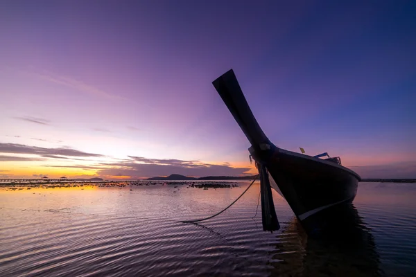 Loď v phuket Thajsko — Stock fotografie