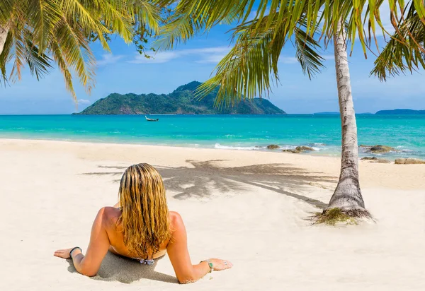 Kadın Tayland Beach — Stok fotoğraf