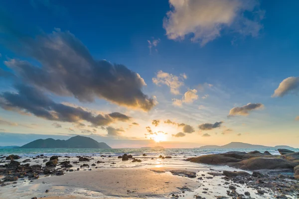 Východ slunce z jihu Phuketu Rawai — Stock fotografie