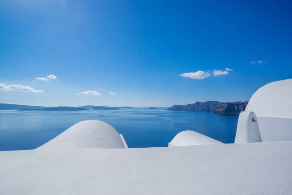 Bílé střechy Santorini — Stock fotografie