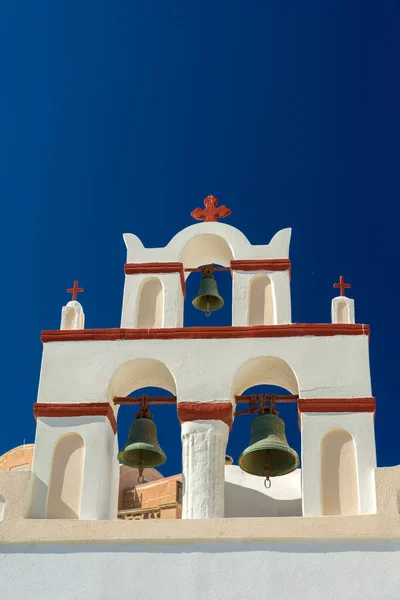 Chiesa di Oia nell'isola di Santorini — Foto Stock