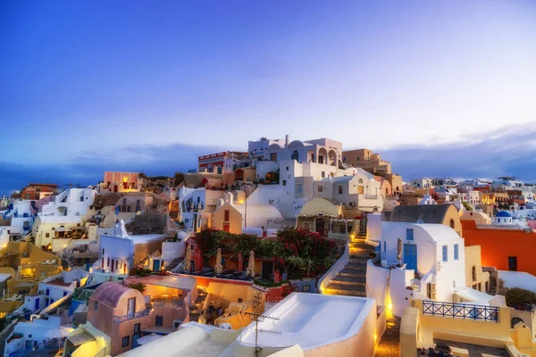 Cityscape of Oia, traditional greek village of Santorini — Stock Photo, Image