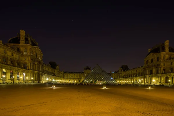 Louvre Paris France — Stockfoto