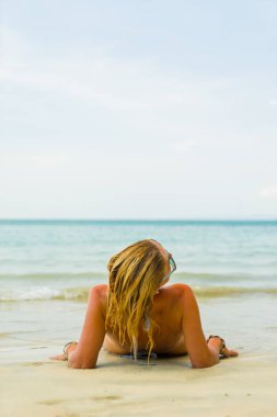 Kadın Tay Railay beach Krabi içinde üzerinde