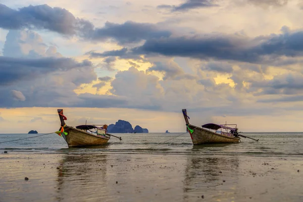 Sunset on the Andaman sea , Krabi province, Thailand — Stock Photo, Image