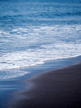 Doğu Bali Endonezya siyah volkanik beach