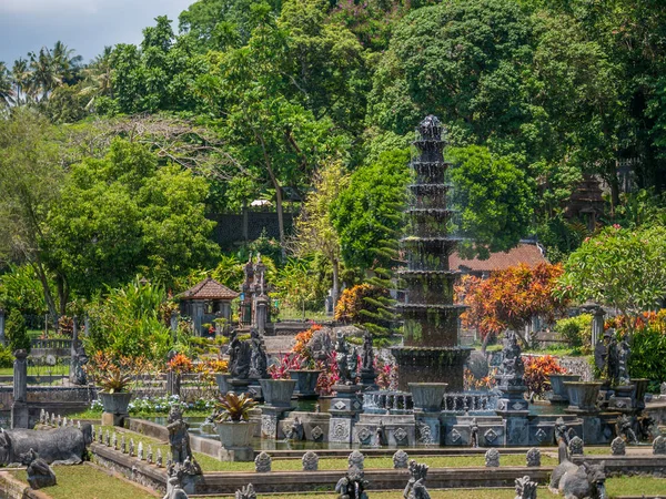 Tirta Gangga het paleis van de voormalige Koninklijke water in de buurt van Karangasem Bali — Stockfoto