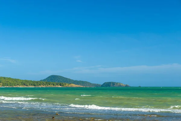 Пляж к югу от острова Пхукет Таиланд — стоковое фото