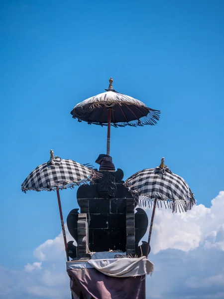 在巴厘岛的传统伞 — 图库照片