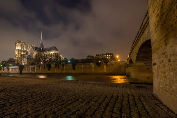 Notre dame de paris — Stock fotografie