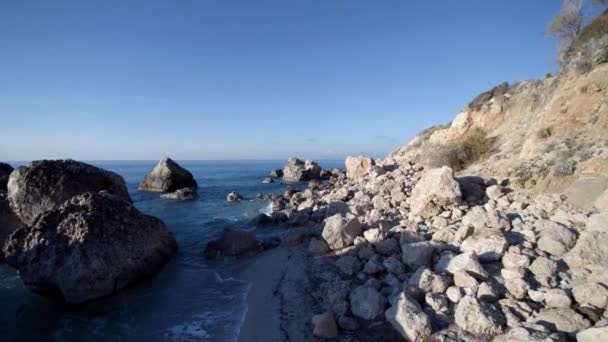 Vista Aérea Playa Kalamitsi Mar Jónico Isla Lefkada Grecia — Vídeos de Stock