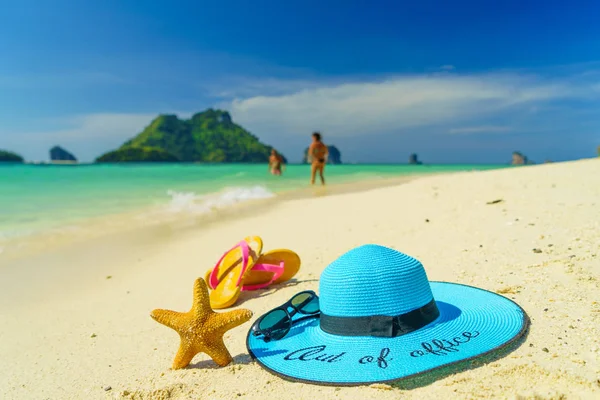 Out of the office Straw hat starfish and sandals onPoda island b — Stock Photo, Image
