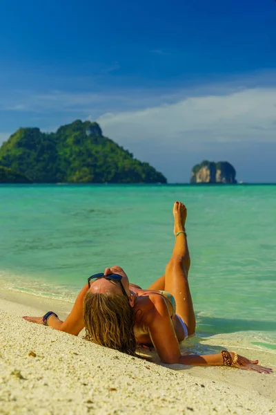 Femme Plage Koh Poda Île — Photo