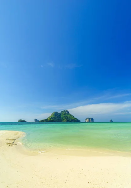 Spiaggia dell'isola di Poda sabbia bianca e mare turchese — Foto Stock