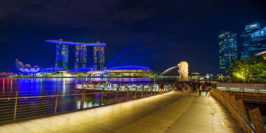 Spectra ışık ve su Marina defne kum Casino otel dallamalar göster