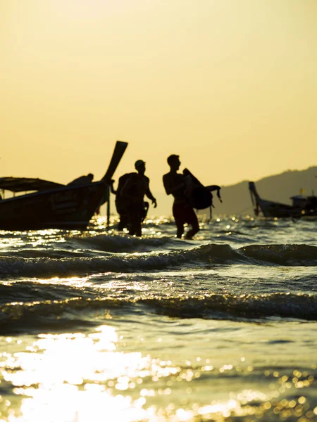 Coucher de soleil à Ao Nang Krabi province — Photo