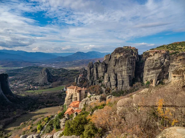 Greece. Meteora  incredible sandstone rock formations. — стокове фото