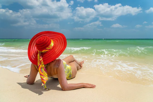 Piękna Kobieta Plaży Tajlandii — Zdjęcie stockowe