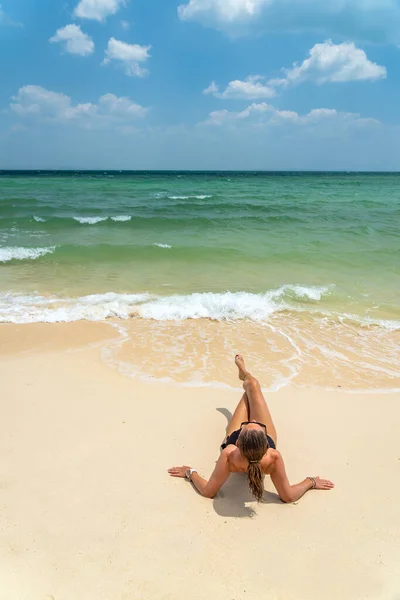 Schöne Frau Strand Thailand — Stockfoto