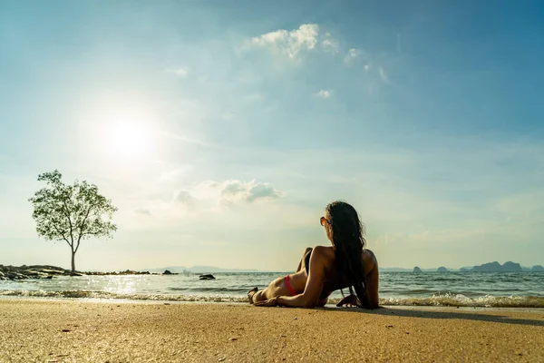 Piękna Kobieta Plaży Tajlandii — Zdjęcie stockowe