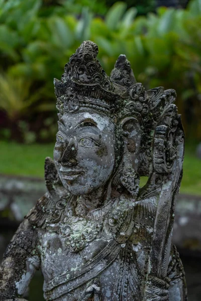 Socha Paláci Tirta Ganga Bali Indonesia — Stock fotografie