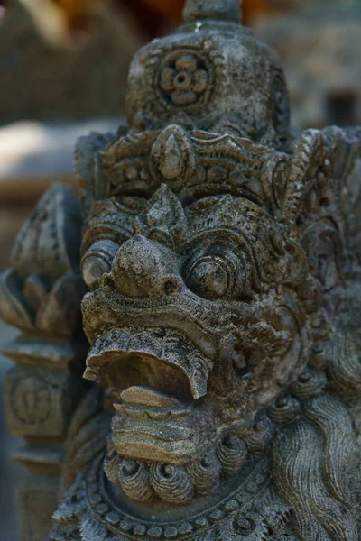 Bali Endonezya Daki Tapınakta Antik Bali Heykeli — Stok fotoğraf