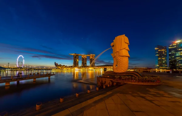 新加坡城市新加坡城市 2020年2月15日 日出时新加坡梅利昂公园位于新加坡商业区 — 图库照片