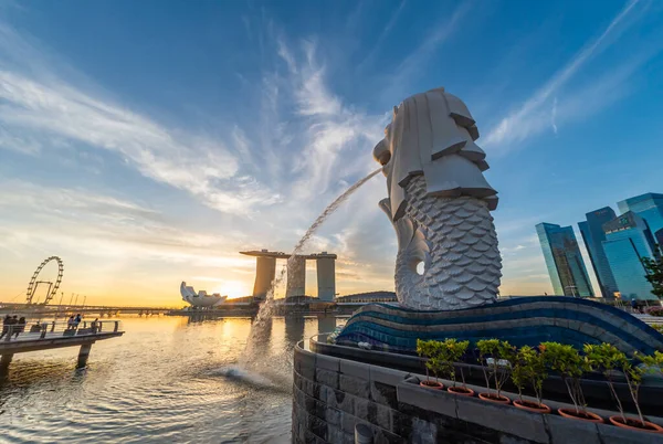 싱가포르 February 2020 싱가포르 일출시 싱가포르 메리언 — 스톡 사진