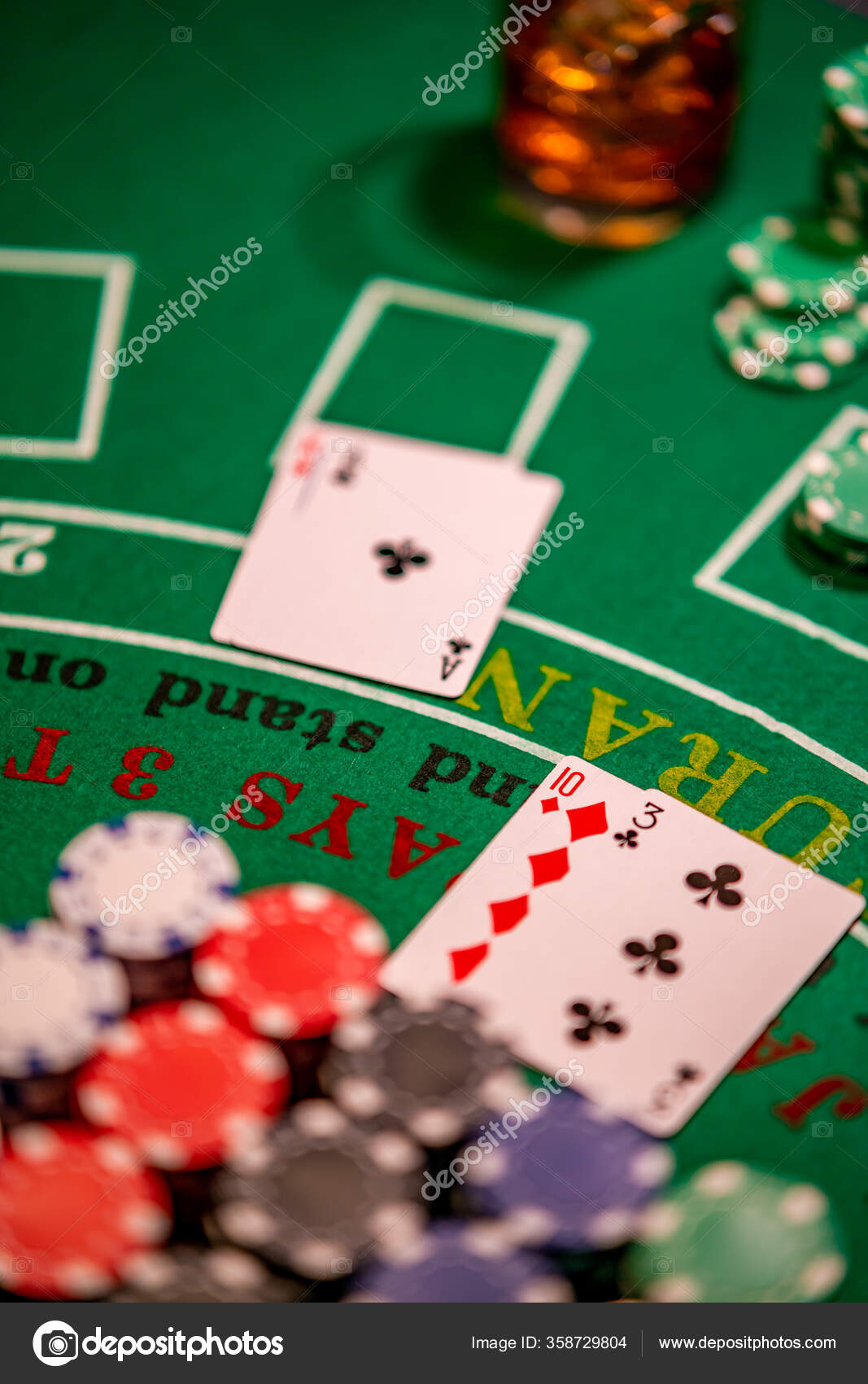 カジノのブラックジャックテーブル — ストック写真 © netfalls #358729804