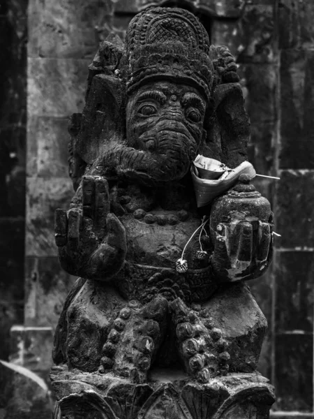 Patung Istana Tirta Gangga Bali Indonesia — Stok Foto