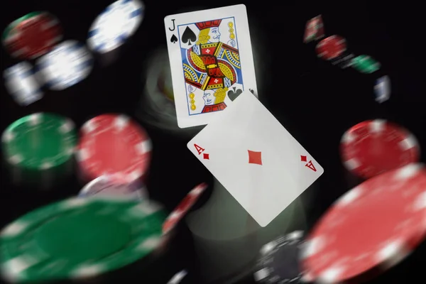 Siyah Arkaplan Üzerinde Black Jack Oyunu — Stok fotoğraf