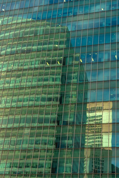 Ουρανοξύστης Στην Οικονομική Περιοχή Της Σιγκαπούρης — Φωτογραφία Αρχείου