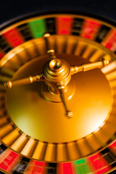 旋转轮盘赌在赌场关门 选择性焦点 — 图库照片