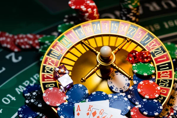 Casino Set Roulette Cards Dice Chips Blackjack Mat — Stock Photo, Image