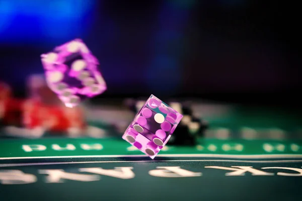 Casino Craps Zbliżenie Kości Płytka Głębia Ostrości — Zdjęcie stockowe