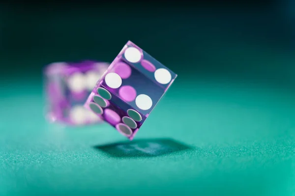 Casino Rolling Dice Raps Table — Stock Photo, Image