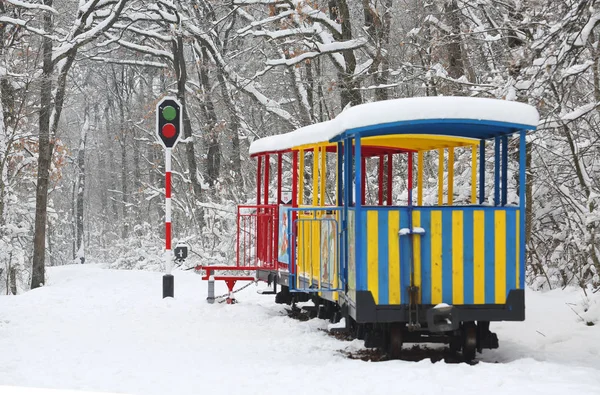 Детский Поезд Лесу Зимой — стоковое фото