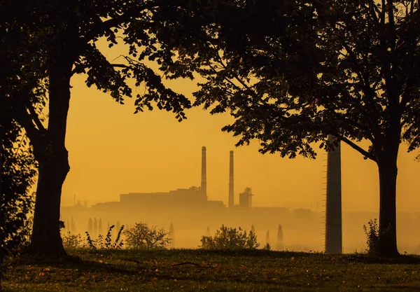Silhouette Power Station Foggy Morning — Stock Photo, Image