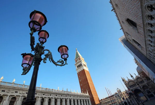 Detail Von Campanile Und Dogenpalast Venedig Italien — Stockfoto