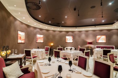 Restoran iç atış