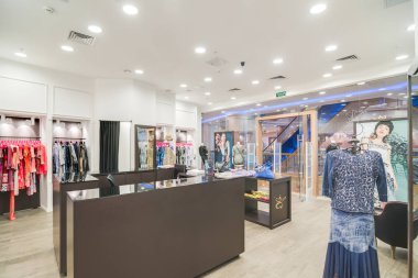 Modern mağaza alışveriş merkezi
