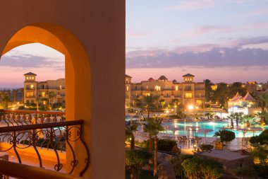 Pensee Kraliyet Azur turist resort havuzları