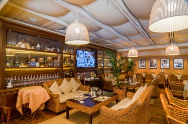 Restoran iç atış